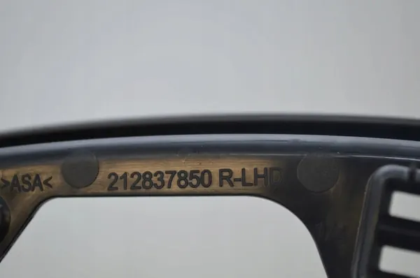OEM 212837850 Anillo de soporte derecho para BMW X1 U11 image 5