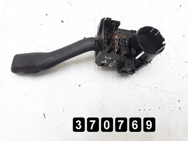 VW Passat Strömbrytare OEM AM-370769 - Begagnat Del image 4