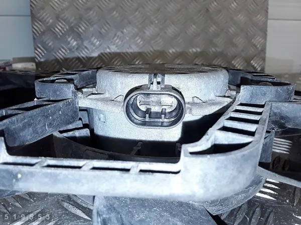 Opel Corsa E Kühlerlüfter OEM cd176003 mit Diffusor image 4