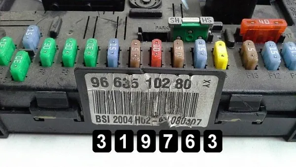 Calculateur OEM AM-319763 pour Citroen C6 2.7 HDI 2007 image 3