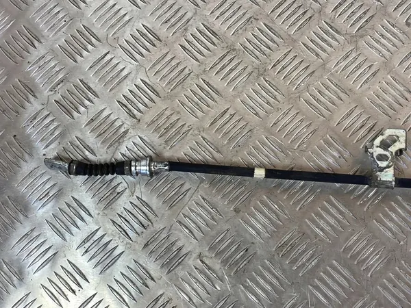 Câble de déverrouillage de frein à main Suzuki SX4 S-Cross 2023 OEM FOB36017 image 3