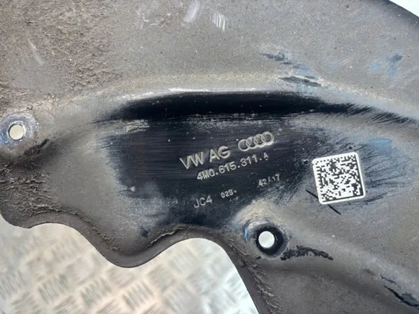Audi SQ7 Framre bromssköld OEM 4M0615311A image 4