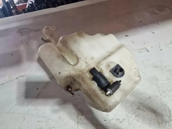 Scheibenwaschbehälter OEM 05113650AD für Dodge Grand Caravan image 2