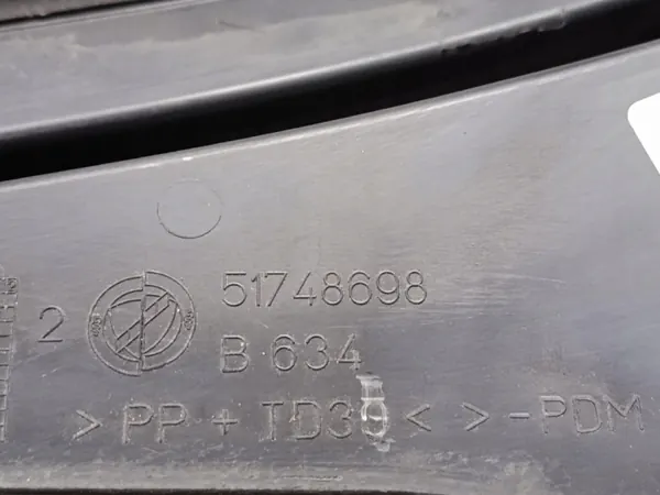 Fiat Grande Punto 3 tuulilasin tiiviste OEM 51748698 image 5