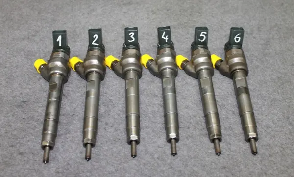 BMW F30 F10 F15 N57D30A 3.0D Componentes del Sistema de Combustible OEM image 4