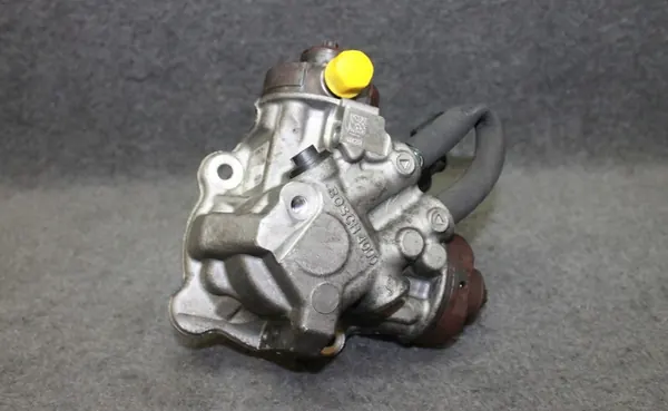 BMW F30 F10 F15 N57D30A 3.0D Componentes del Sistema de Combustible OEM image 9