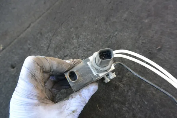 Distributeur Airmatic OEM Mercedes-Benz Classe E CLS image 4