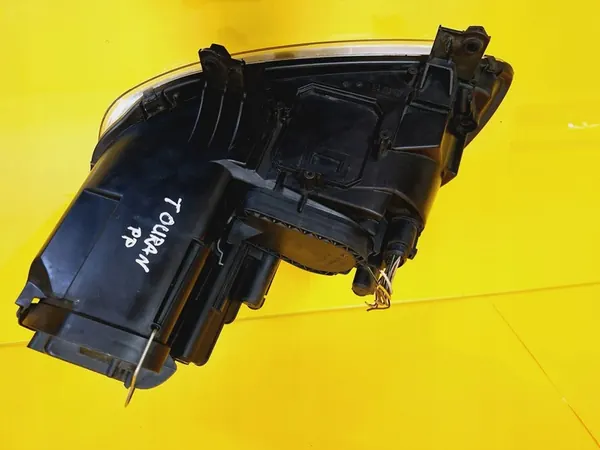 Oikea Etuvalaisin 1T0941006R VW Touran I image 9