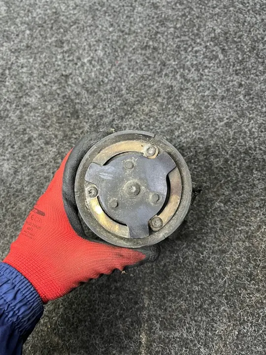 Ilmastointikompressori Opel Astra H Zafira B image 4