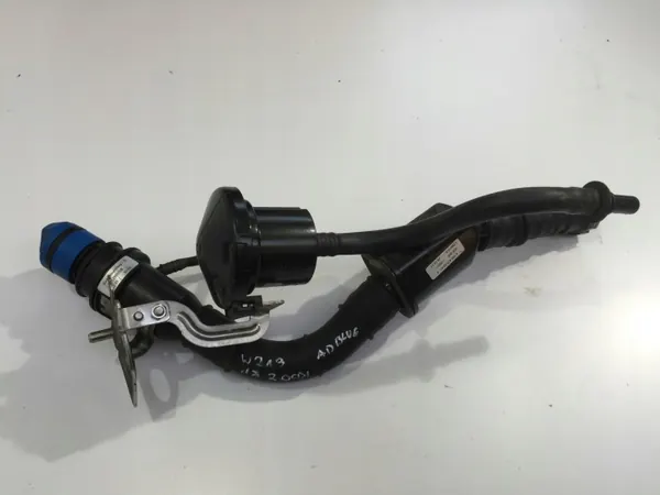 Mercedes-Benz OE A2054709201 Tuyau de remplissage AdBlue image 2