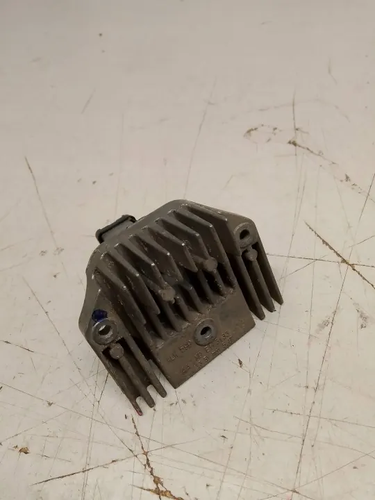 Module Convertisseur LED BMW OEM 17842200 pour F21 2.0D image 4