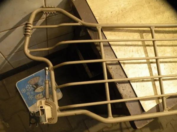 Rejilla de maletero V70 II OEM - Pieza Volvo usada image 8