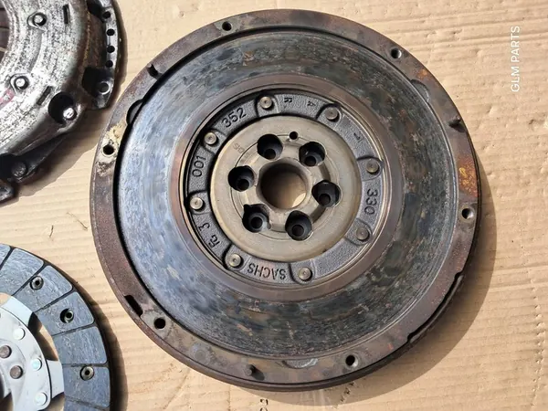 Kytkinpaketti Citroen DS4 1.6 Blue HDI 9812184080 image 2