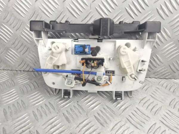 Ilmastointipaneeli Alfa Romeo Mito OEM 5G1140100 image 4