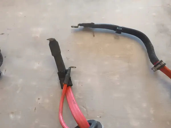 AUDI A6 C7 3.0TDI Positiivinen Kaapeli 4G1971111C image 2