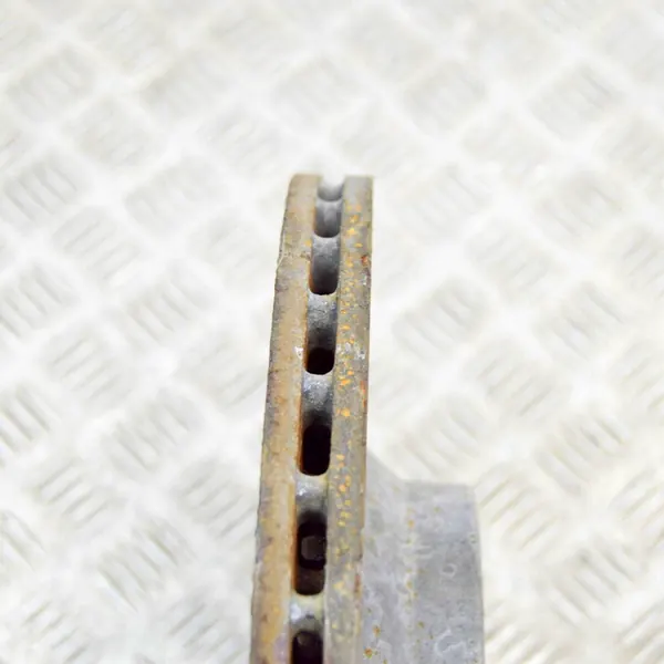 ACHTERSTE REMSCHIJF MERCEDES GLS W167 A1674238900 image 5