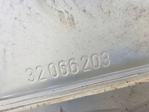Bremsflüssigkeitsbehälter Mercedes-Benz OEM 32066203 image 8
