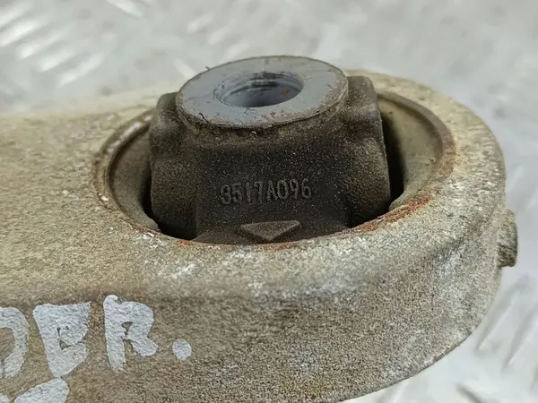 Support Différentiel Arrière Mitsubishi OEM 3517A096 image 5