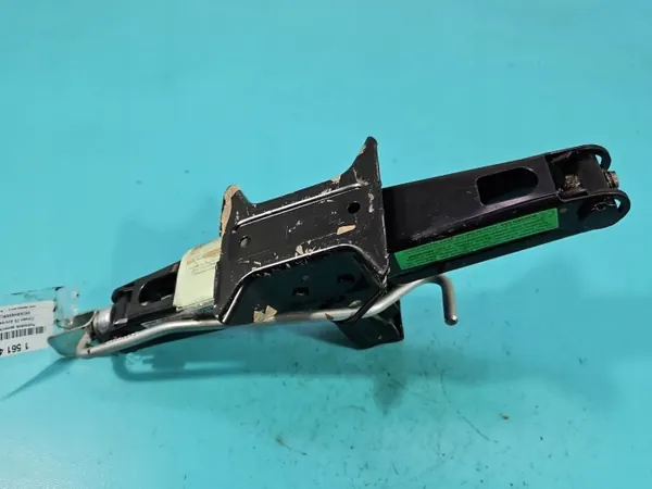Begagnad Trapezformad Bilsjacks Citroen C5 Aircross image 5