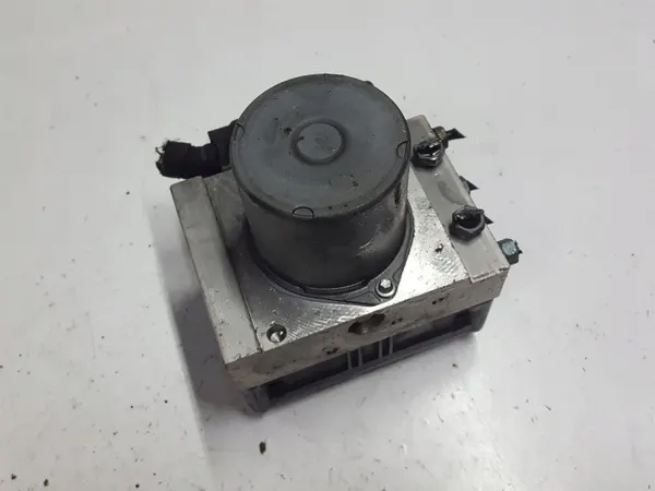 Pompe ABS OEM 4G0907379F pour Audi A6 C7 image 3