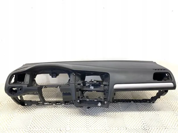 Tableau de bord OEM 5G1858295 pour VW Golf VII Hatchback image 2