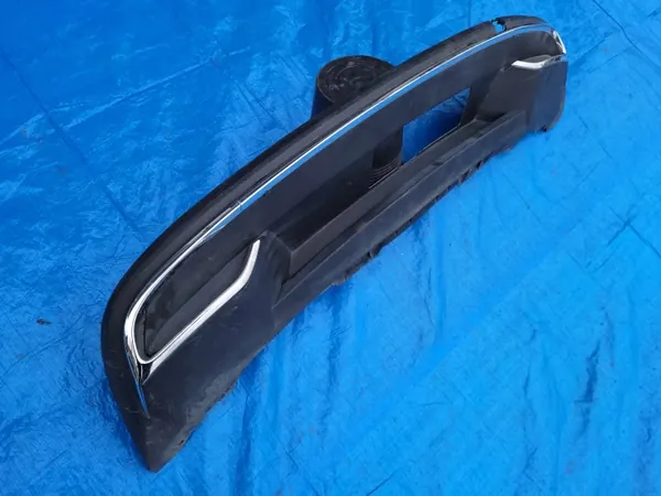 OEM 6VE807521 Bakre stötfångare spoiler Skoda Karoq image 3