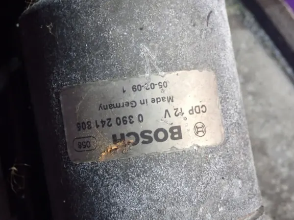 Motor limpiaparabrisas Renault OE Zawada-341115- Usado image 7