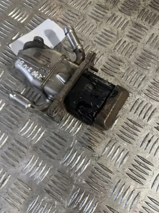 Refroidisseur EGR Volvo XC90 2020 OEM 32240785 image 5