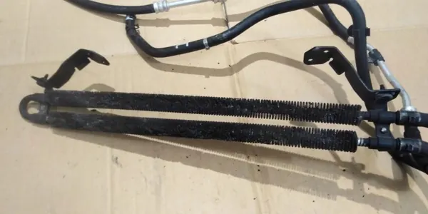 Refroidisseur d'huile ASTON MARTIN VANTAGE III V8 - Pièce OEM image 4