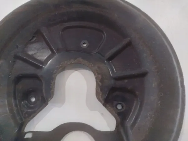 Taka jarrulevy suojus OEM 1K0615612AB VW Golf VI:lle image 3