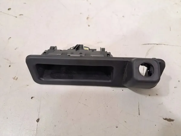 BMW X5 G05 Kofferraumgriff OEM 8494247 - Gebraucht image 2