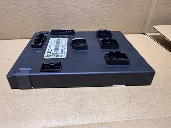 Audi Komfortmodul OEM 8K0907063M image 5
