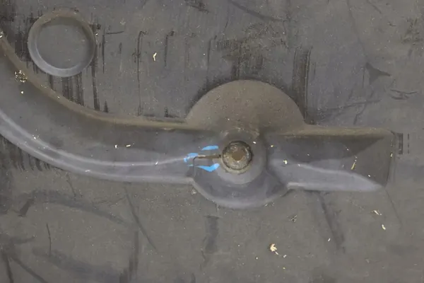 VW T5 T6 Motorunderlag 7E0805687 image 5