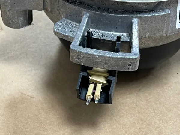 Audi A8 S8 D5 rechter Getriebeträger OEM 4M0399152N image 3