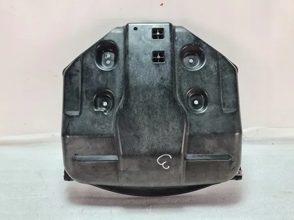 Mercedes-Benz A 2046900107 Cubierta de Chasis AdBlue image 2