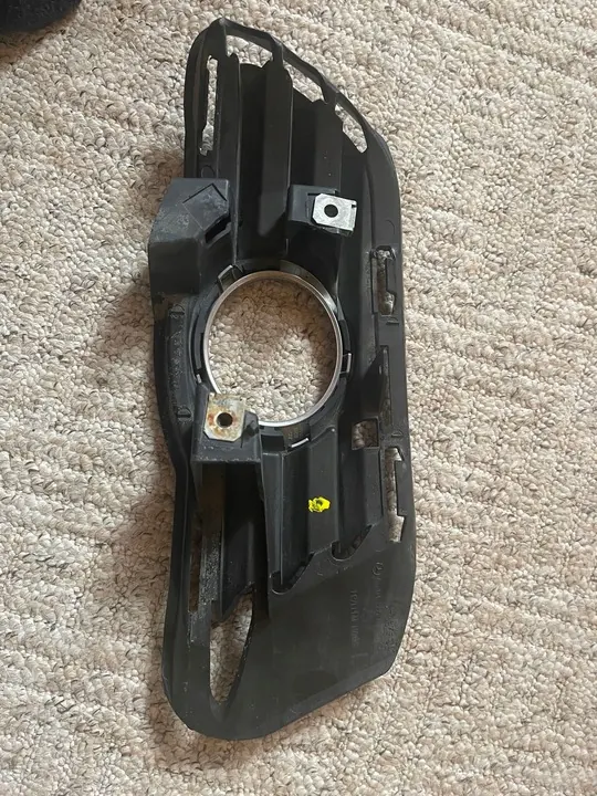 Rejilla izquierda Mercedes W204 A2048850123 image 3