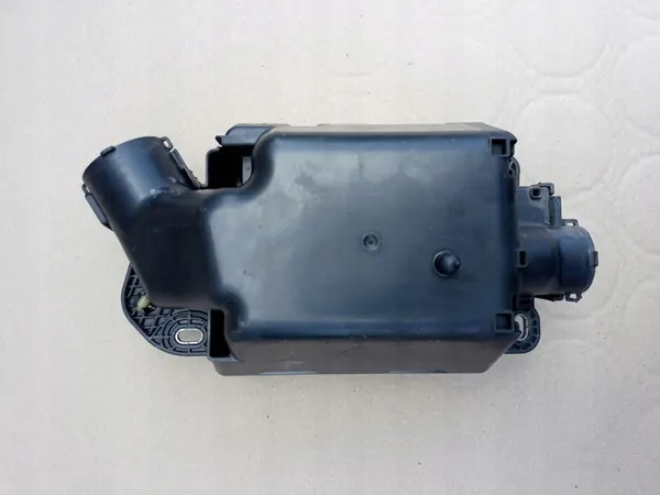 FIAT 500L 1.3 M-JET Tampa da Caixa de Fusíveis OEM image 2