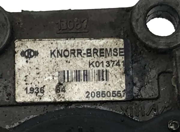 Volvo luftfjädringsnivåregulator OEM 20850557 image 5