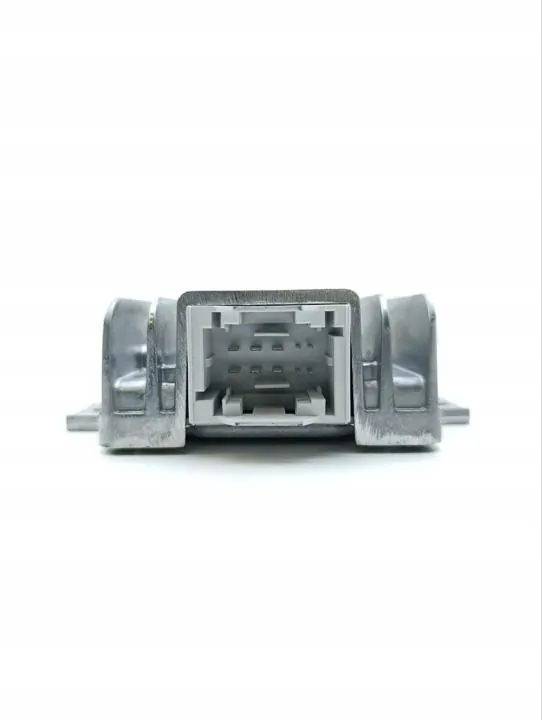 Amplificador de áudio Mercedes-Benz OEM A2979001411 Usado image 3