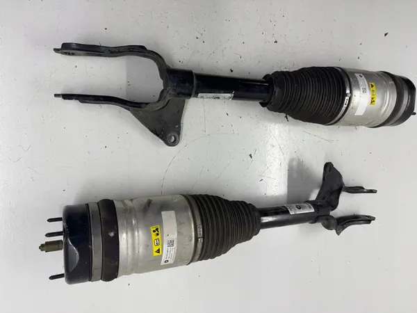 Amortisseur droit JEEP GRAND CHEROKEE wk2 2017-21 68303280AA image 2