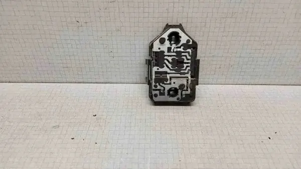 Conector lámpara trasera VW Vento OEM 1H5945257 image 2
