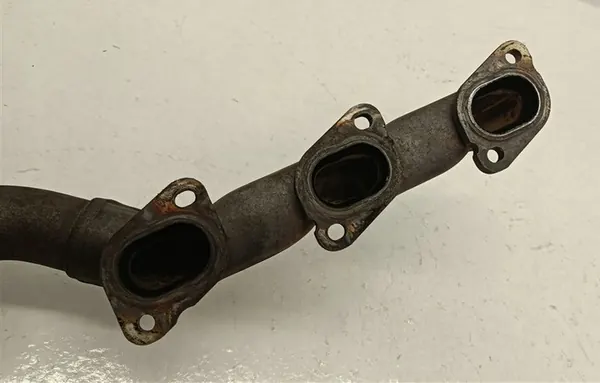 Exhaust Manifold Mercedes W218 W212 W207 W204 3.0 CDI image 2