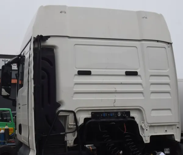 Cabina completa MAN TGX XLX - Qualidade OEM usada image 3