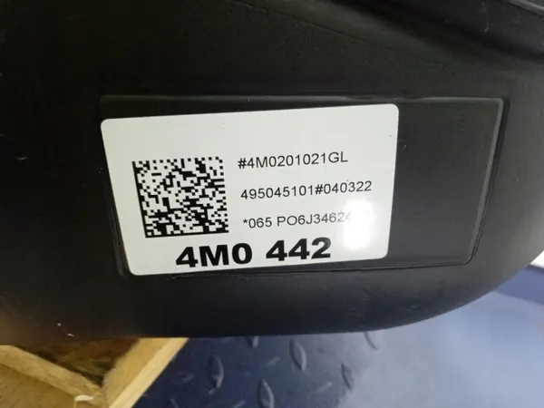 Audi SQ8 Polttoainesäiliö OEM 4M0201021GL - Käytetty image 6