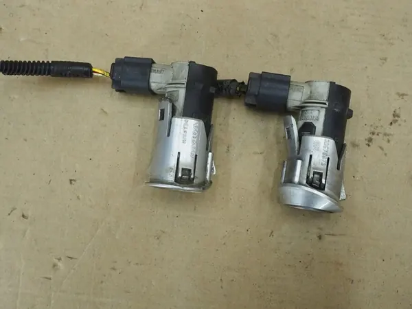 Parkeringssensor VOLVO V50 S40 II 30668099 image 4