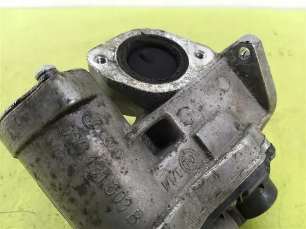 Válvula EGR VW Golf V 1.4 FSI 2003-2008 SIEMENS 03C131503B image 5