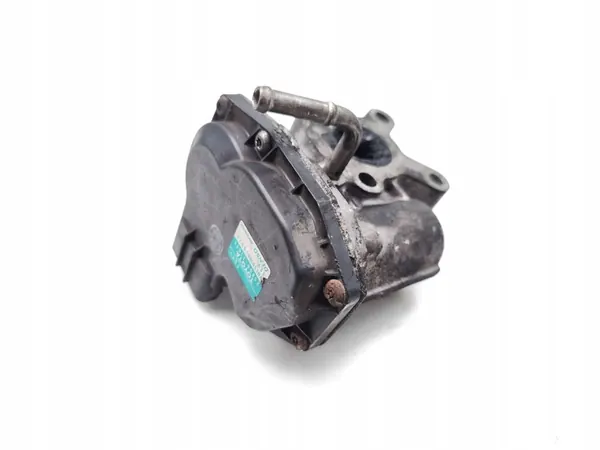 Toyota Yaris EGR-venttiili 1.4 D Diesel 2013 25800-33011 image 4