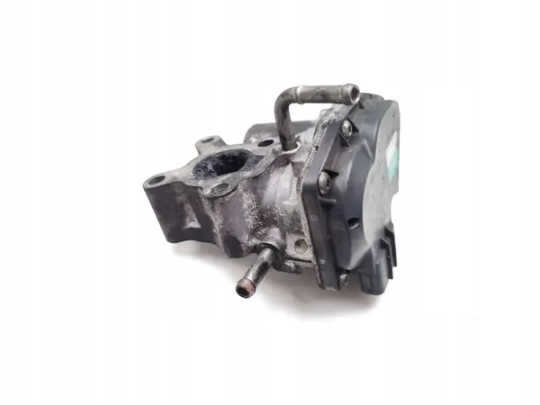 Toyota Yaris EGR-venttiili 1.4 D Diesel 2013 25800-33011 image 9