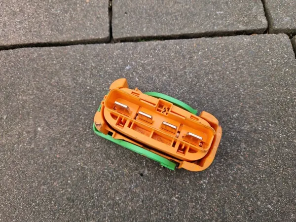 Renault Zoe Batterisäkring OEM 993B10952R 297C13111R image 3