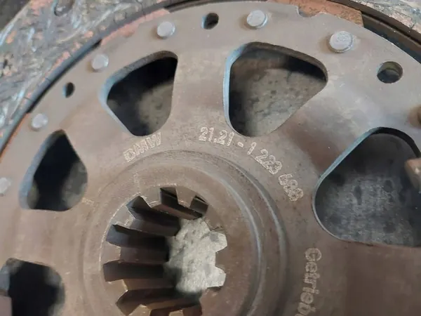 Conjunto de embreagem BMW 5 E39 520i M52B20TU 1223688 image 4